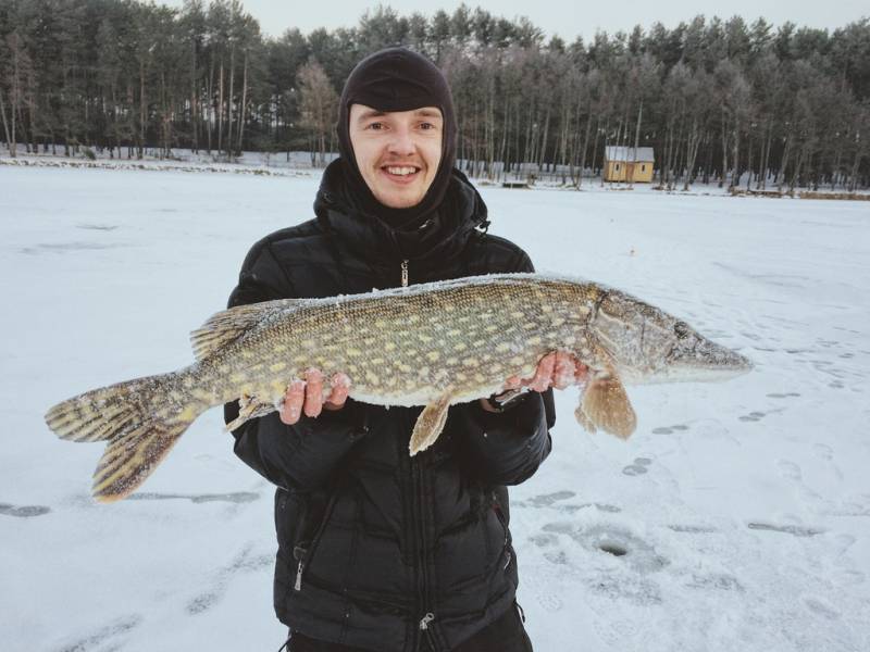 Фотозвіт: Щука. Місце риболовлі: Хрінниківське водосховище